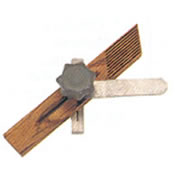 Deluxe Wooden Featherboard