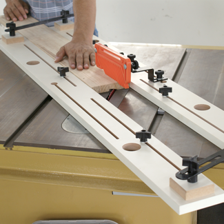 Cove Cutting Table Saw Jig