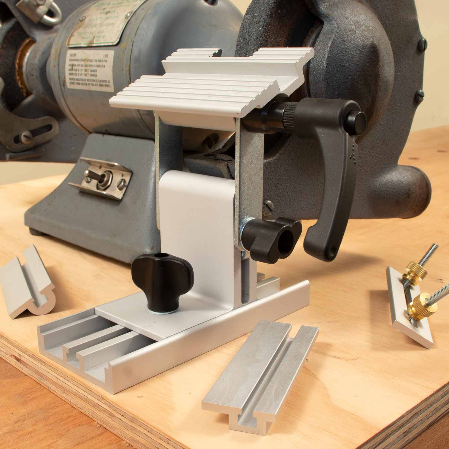 Pro Grind Sharpening System for Lathe Turning Tools, Chisels, Skews, Gouges, Bow