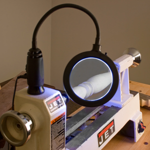 LED Magnifying Work Light w/Dual Power and Dual Mount